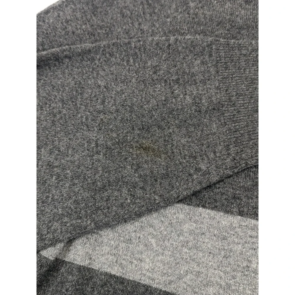 Neiman Marcus Cashmere V Neck Sweater Mens XXL Gray Striped Winter